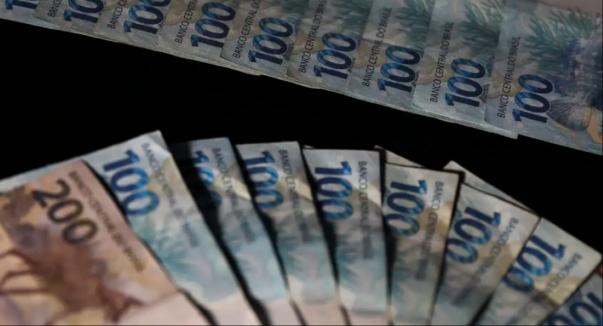 Dívida pública aumenta conforme elevação da taxa Selic