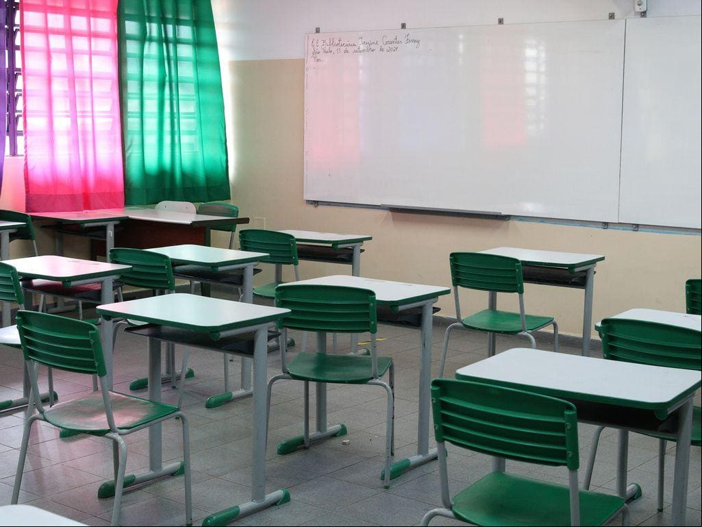 Escola Só 8% das salas de aula de Minas são climatizadas
