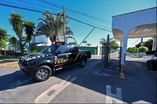 BRAZIL-HEALTH-VACCINE-BOLSONARO-SEARCH