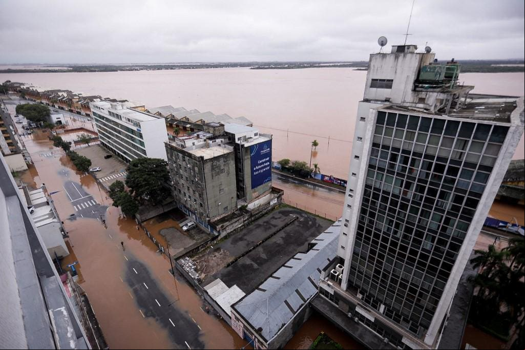 Obras de adaptação devem buscar evitar desastres climáticos, como o que aconteceu em Porto Alegre em 2024
