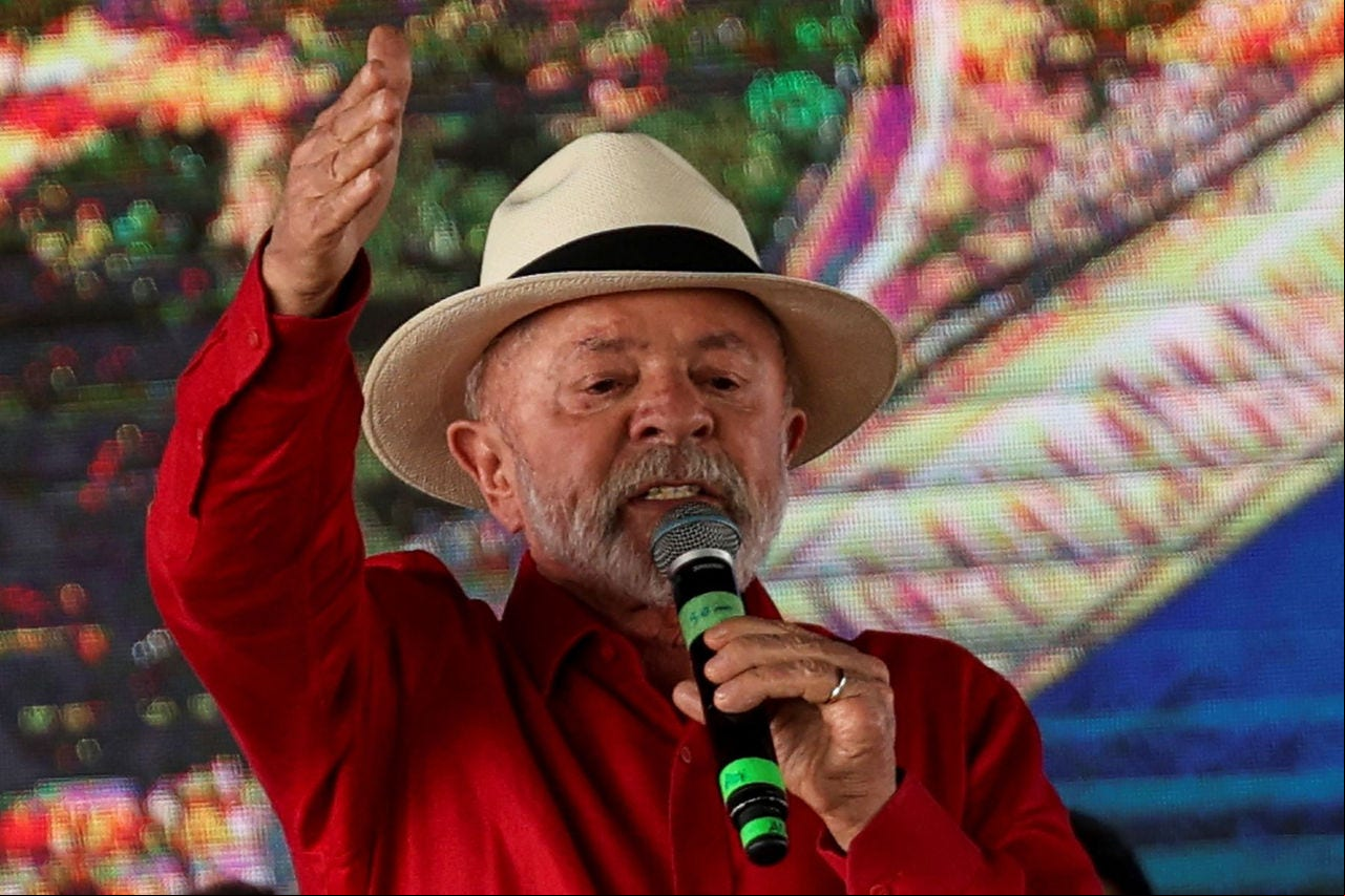 Presidente Lula participou de eventos para entrega de trechos da Transposição do Rio São Francisco, no Nordeste, e anunciou 'pacote de bondades'