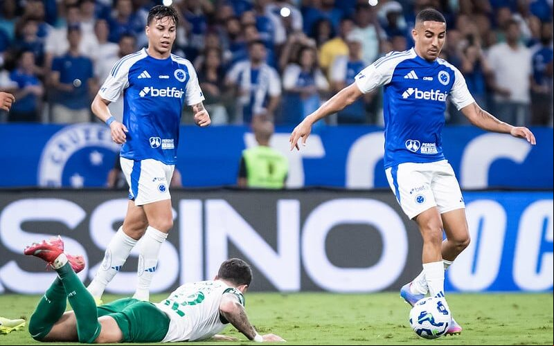 Christian se firmou como titular do Cruzeiro depois de conversa com Leonardo Jardim (Foto: Gustavo Aleixo/Cruzeiro)