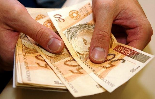 As parcelas do crédito consignado serão descontadas na folha do trabalhador mensalmente