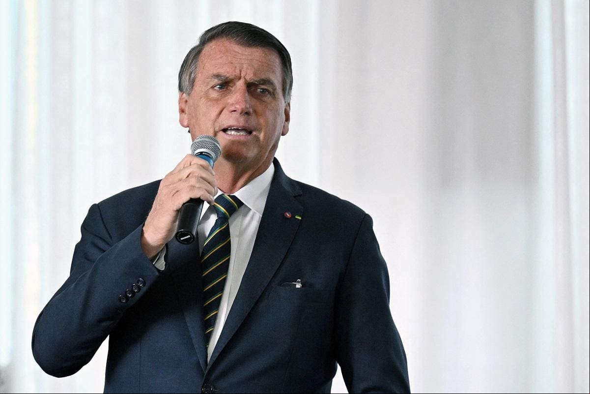 Jair Bolsonaro pode ficar de fora das eleições por 8 anos se ministros concordarem com a inelegibilidade