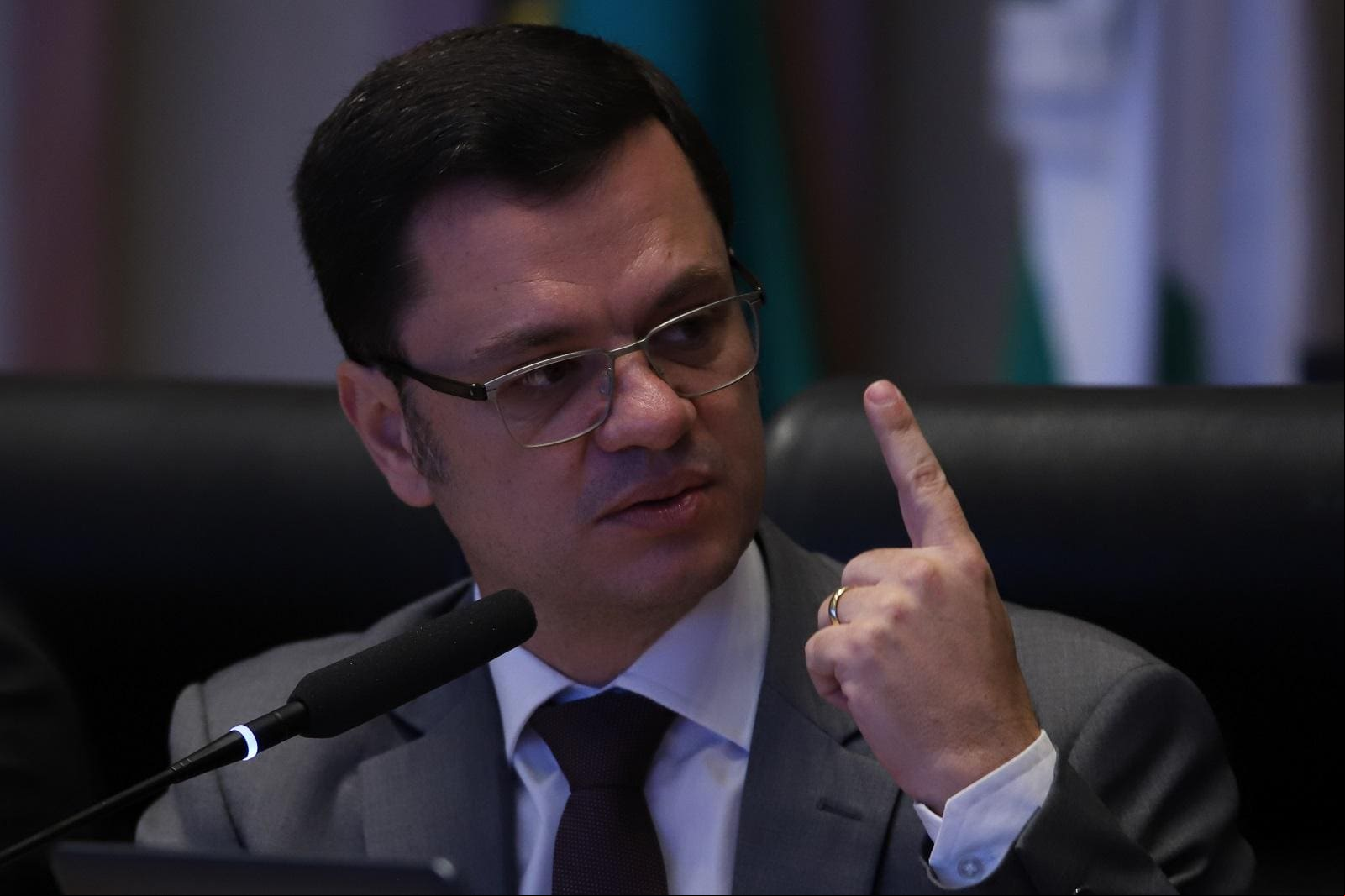 Anderson Torres foi ministro da Justiça no governo Bolsonaro; ele foi preso após os ataques do 8 de janeiro e segue com tornozeleira eletrônica
