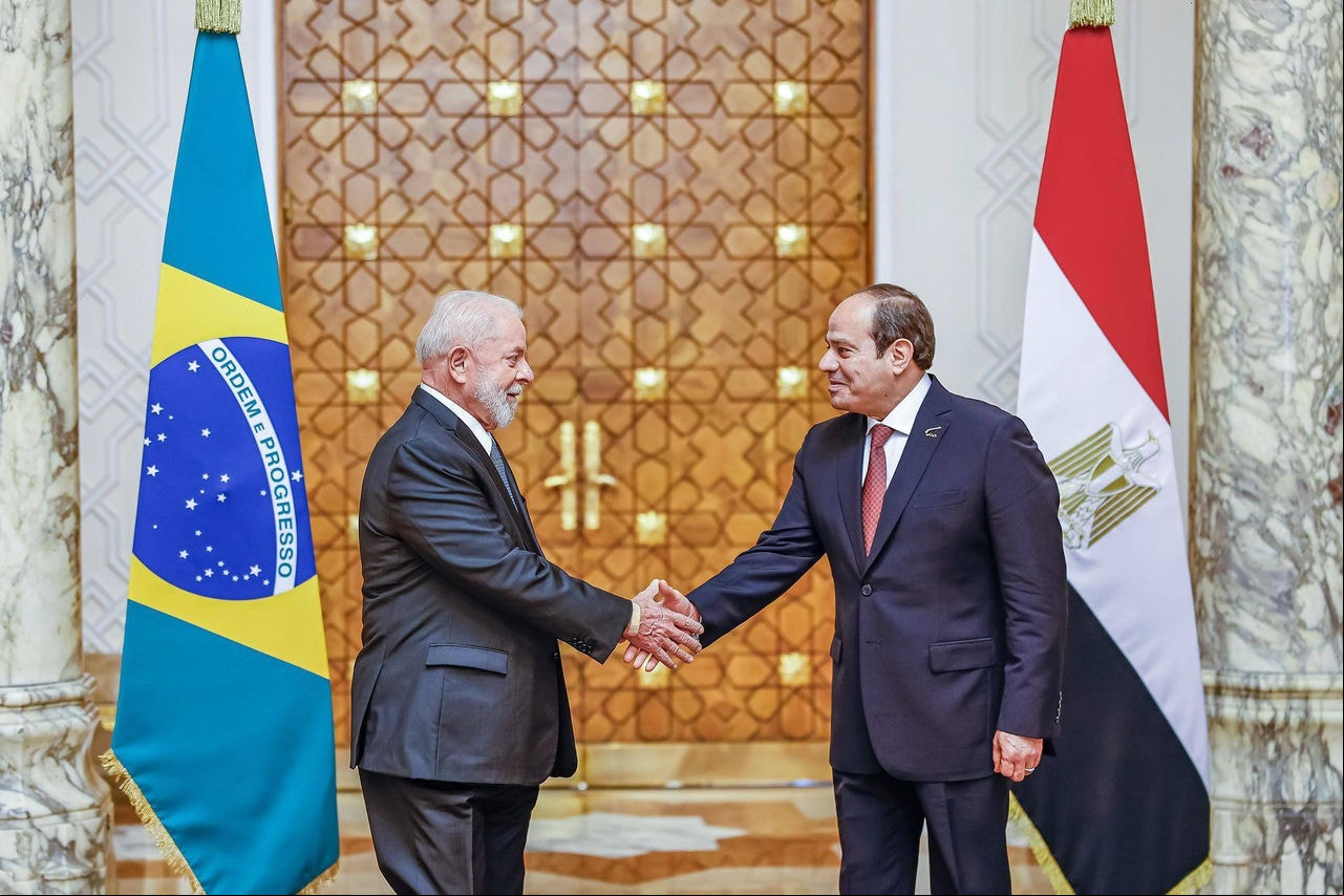 Lula e o presidente do Egito, Abdel Fatah El-Sisi, o no Palácio Presidencial de Heliópolis, em Cairo