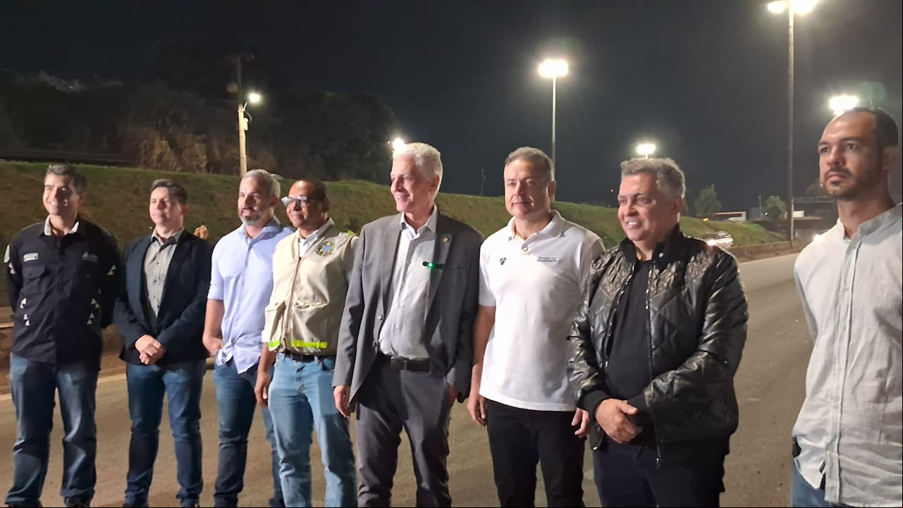 Ministro Renan Filho e prefeito Álvaro Damião vistoriam obras de recuperação do Anel de BH