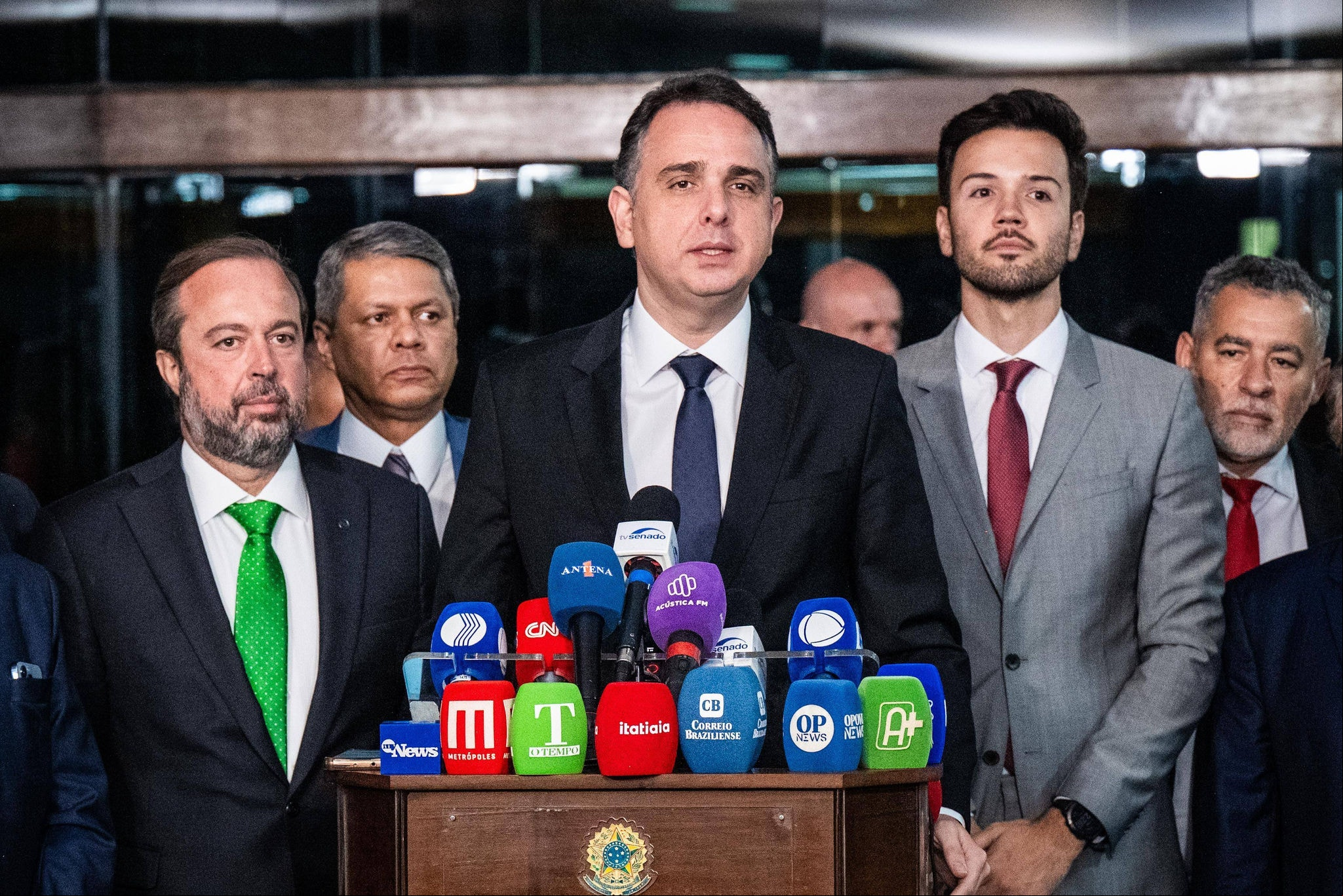 Presidente do Senado, Rodrigo Pacheco, e comitiva da Assembleia Legislativa de Minas Gerais