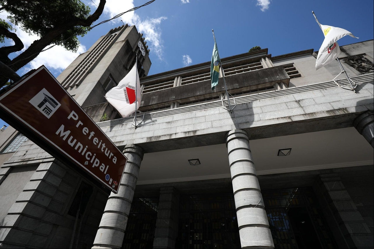Negociações salariais entre Prefeitura e servidores para o ano de 2025 começou com índice baixo