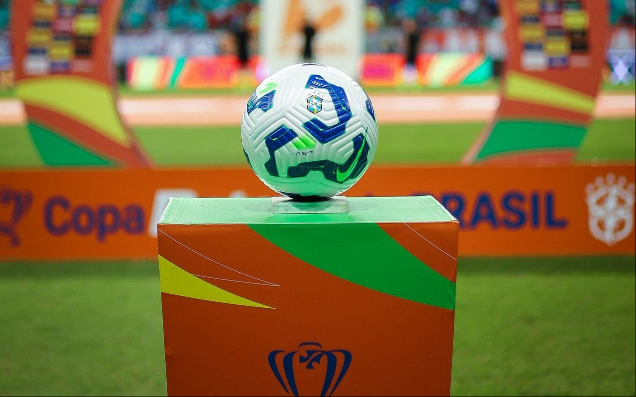 Bola da Copa do Brasil na Arena Fonte Nova (Foto: Letícia Martins/EC Bahia)