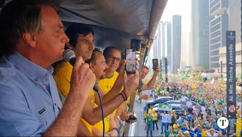 Presidente Bolsonaro discursa na avenida Paulista no 7 de setembro