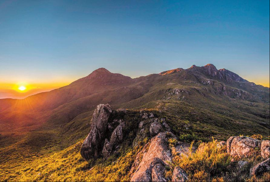 Dimensão. Parque do Caparaó abrange as cidades de Alto Caparaó, Caparaó, Alto Jequitibá e Espera Feliz, em Minas, e seis no Espírito Santo 